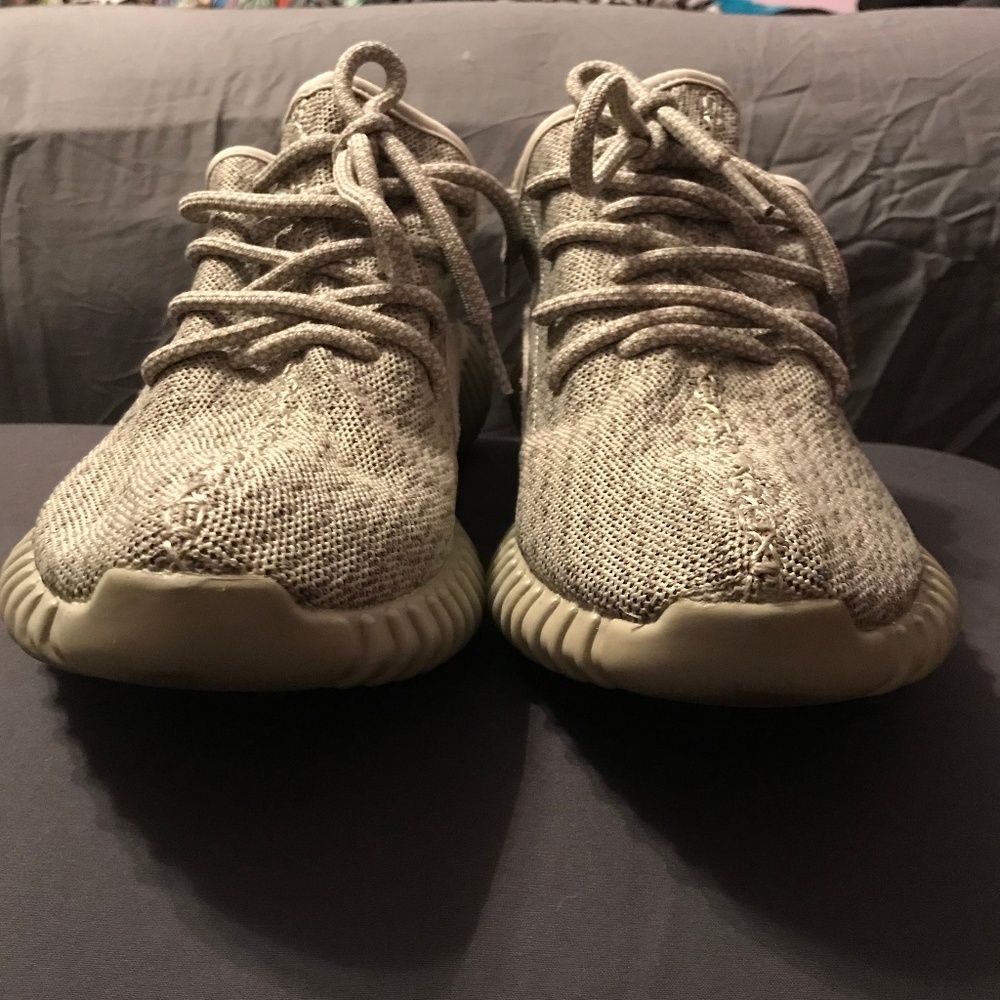 Men's 10 Yezzy's